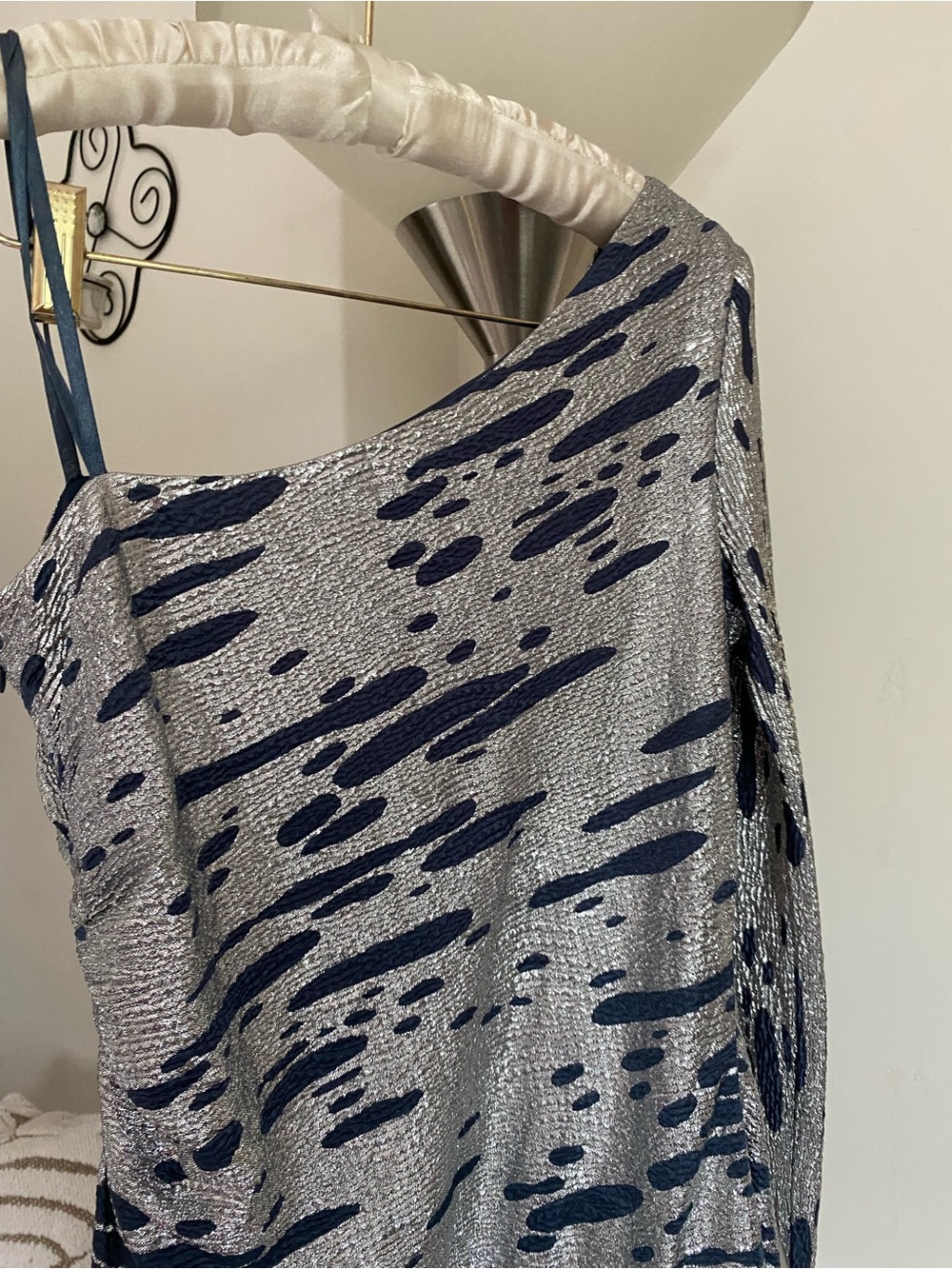 VINTAGE DRESS - Picture 4 of 11